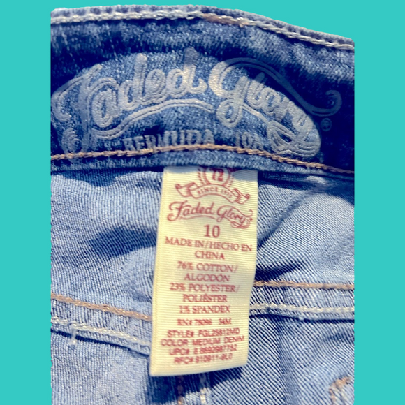 Stretchy Faded Glory Cut Off Jeans (10) NWTs - Picture 3 of 6